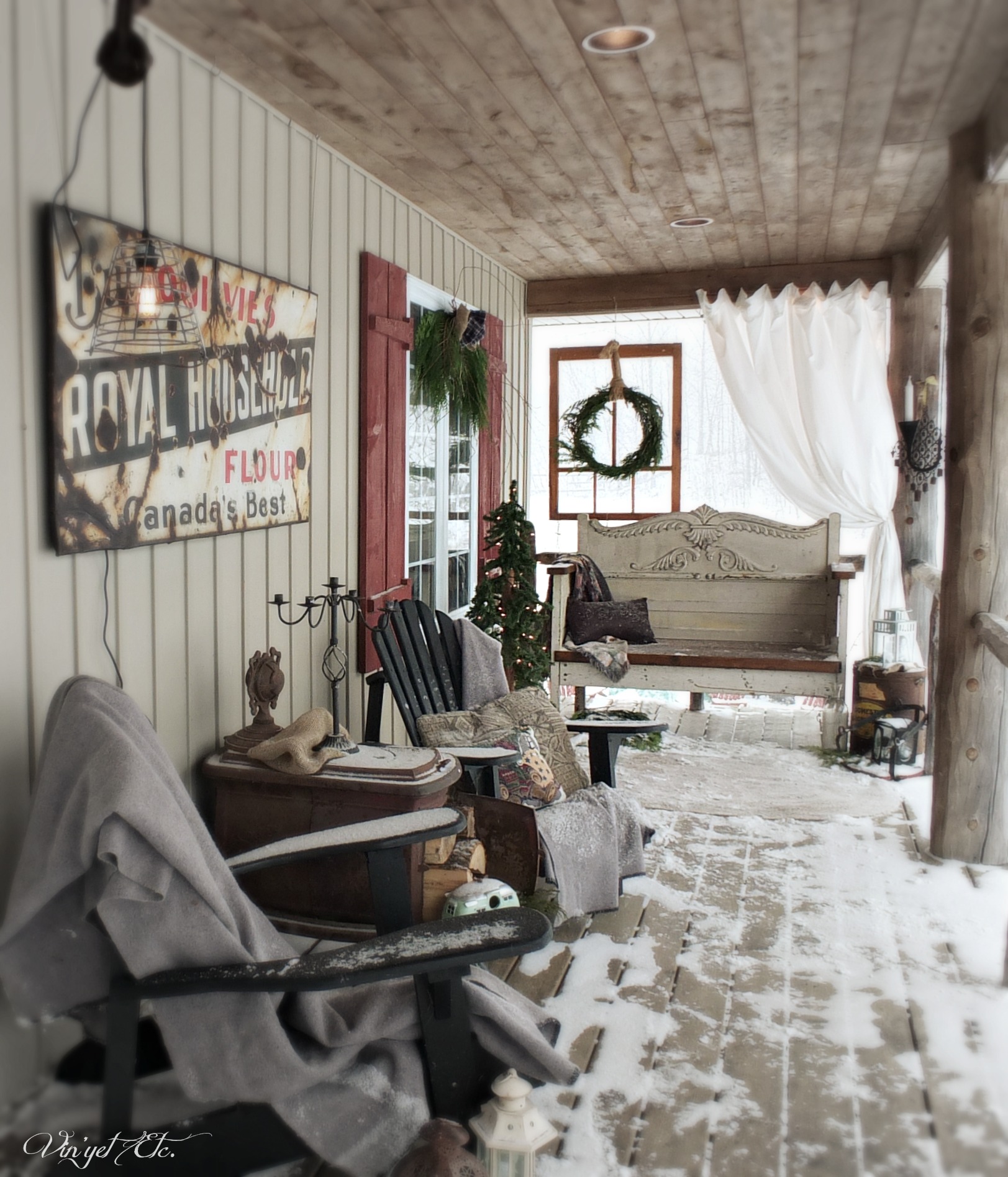 Winter_Snow_Storm_Christmas_porch | Vin'yet Etc.