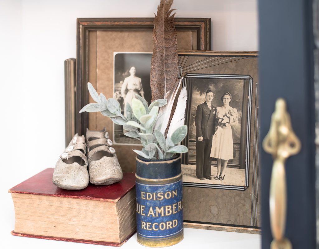 Treasured family photos - How to bring drama into your home without the DRAMA – cozy living | Vinyet Etc